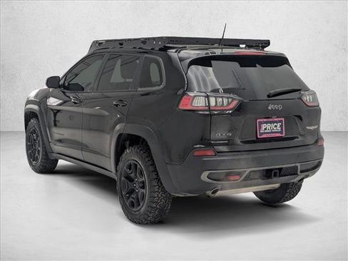 Used 2020 Jeep Cherokee Trailhawk image 8