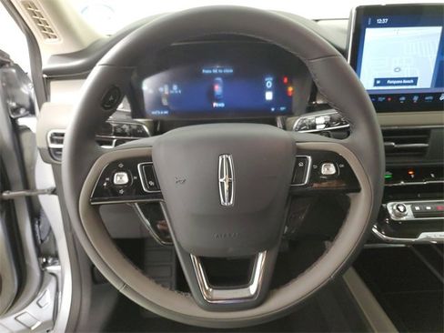 Used 2024 Lincoln Corsair FWD image 23