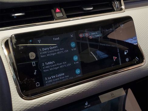 Used 2023 Land Rover Range Rover Evoque R-Dynamic S image 16