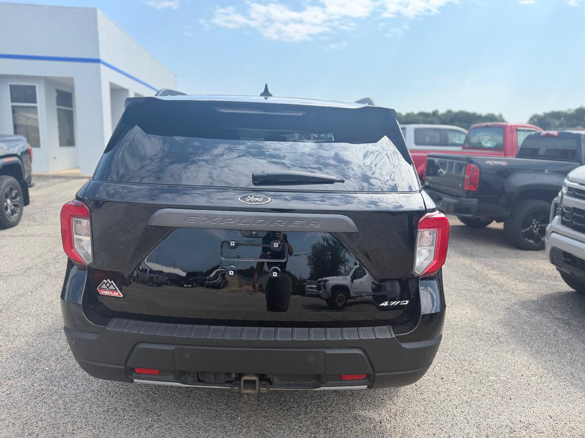 Used 2023 Ford Explorer Timberline w/ Timberline Technology Package AWD/4WD image 3