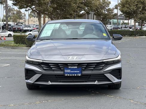 Certified 2025 Hyundai Elantra Sport image 2