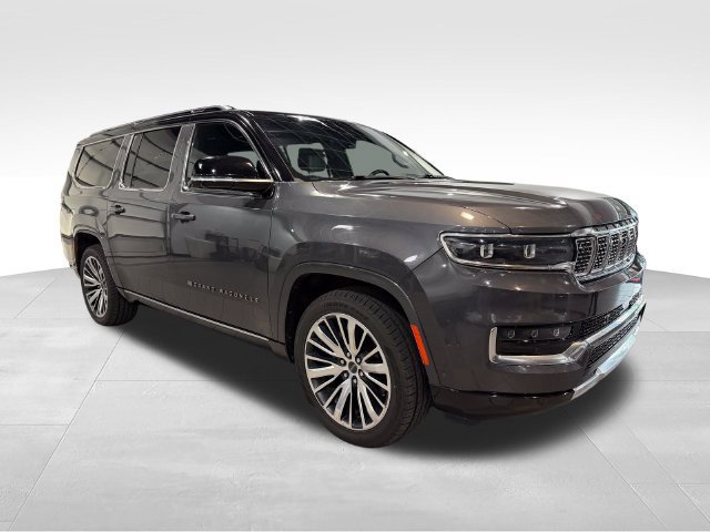 Used 2024 Jeep Grand Wagoneer L Series III AWD/4WD image 3