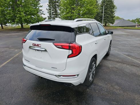 Used 2020 GMC Terrain Denali w/ Denali Premium Package AWD/4WD image 6