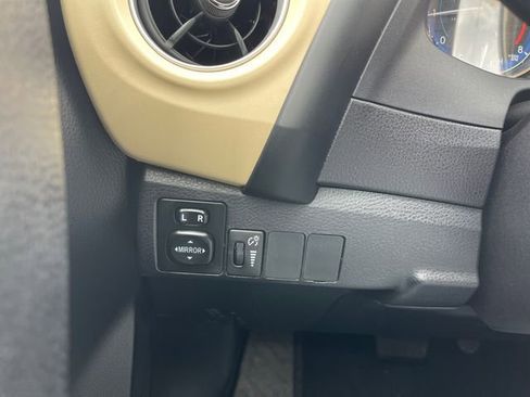 Used 2019 Toyota Corolla LE w/ Body Protection Package FWD image 23