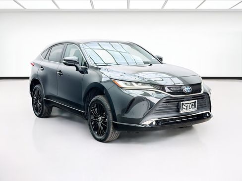 Used 2024 Toyota Venza Nightshade AWD/4WD image 3