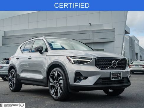 Certified 2023 Volvo XC40 B5 Ultimate w/ Protection Package Premier AWD/4WD image 1