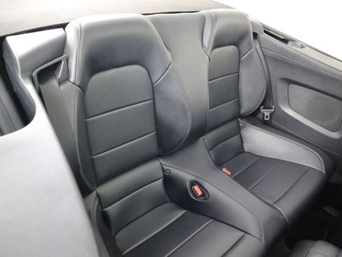 Used 2016 Ford Mustang Premium image 30