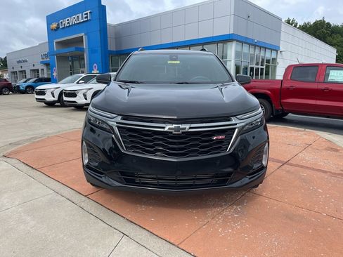 Used 2022 Chevrolet Equinox RS w/ LPO, Floor Liner Package image 2