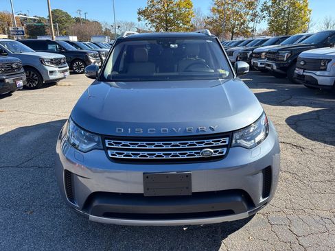 Used 2019 Land Rover Discovery HSE image 2