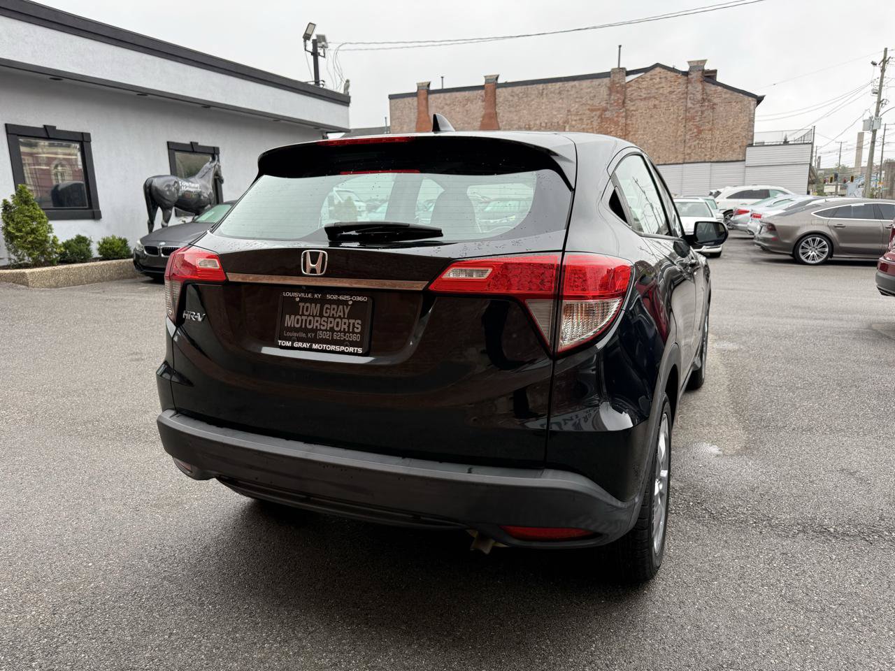 Used 2019 Honda HR-V LX image 3