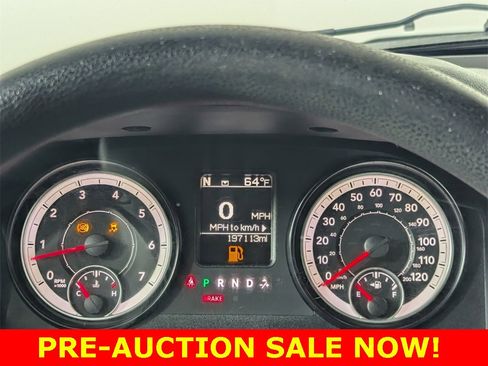 Used 2014 RAM 1500 Classic SLT image 18