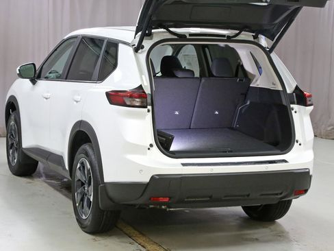 New 2026 Nissan Rogue SV image 19