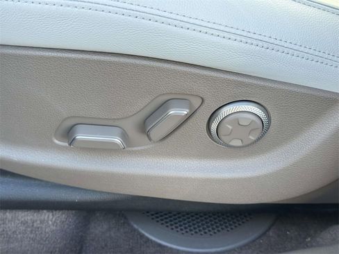 Certified 2026 Genesis GV70 2.5T Advanced image 14