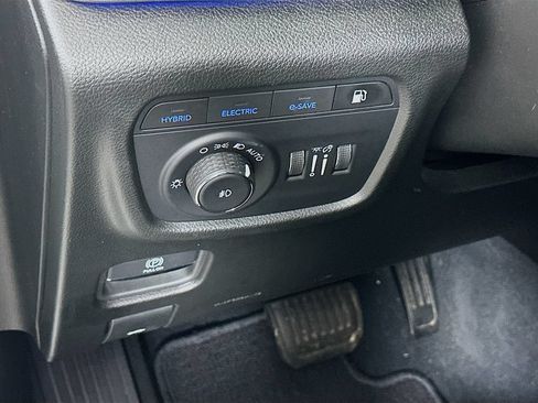 Used 2022 Jeep Grand Cherokee Summit w/ Luxury Tech Group V AWD/4WD image 15
