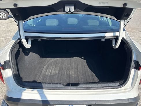 Used 2025 Kia K4 FWD image 3