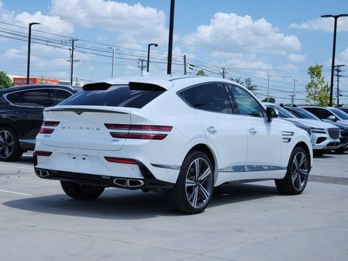 Used 2025 Genesis GV80 3.5T e-SC AWD/4WD image 3