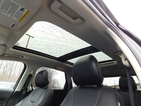 Used 2015 Ford Edge Titanium w/ Equipment Group 301A image 18