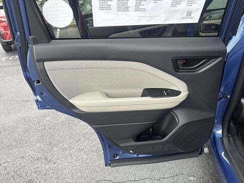 New 2026 Subaru Forester Premium AWD/4WD image 25