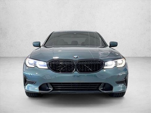 Used 2021 BMW 330i Sedan w/ Executive Package RWD image 3