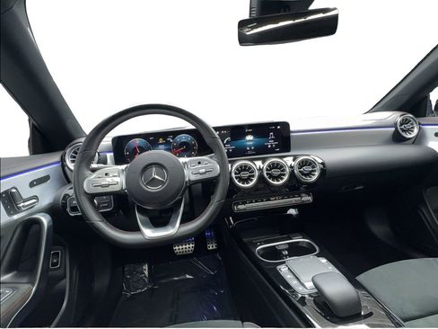 Used 2023 Mercedes-Benz CLA 250 image 24