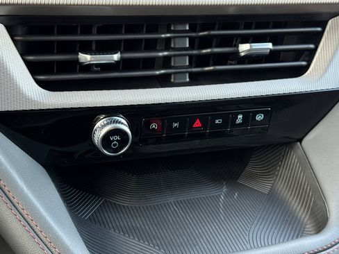 New 2026 Ford Explorer Active w/ Active Comfort Package image 21