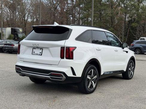 Used 2023 Kia Sorento EX w/ Panoramic Sunroof Package image 22