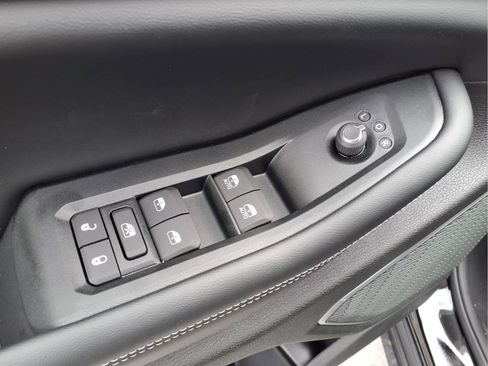 New 2026 Jeep Grand Cherokee L Limited AWD/4WD image 15
