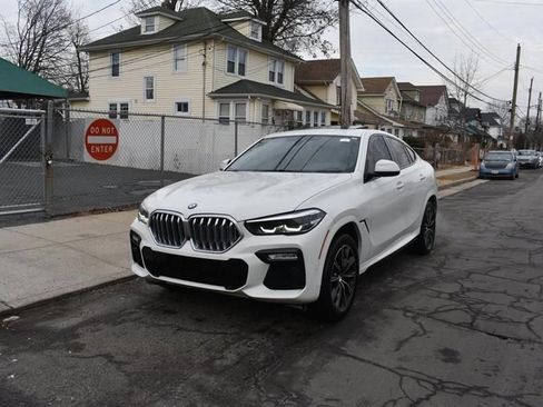 Used 2021 BMW X6 xDrive40i AWD/4WD image 3