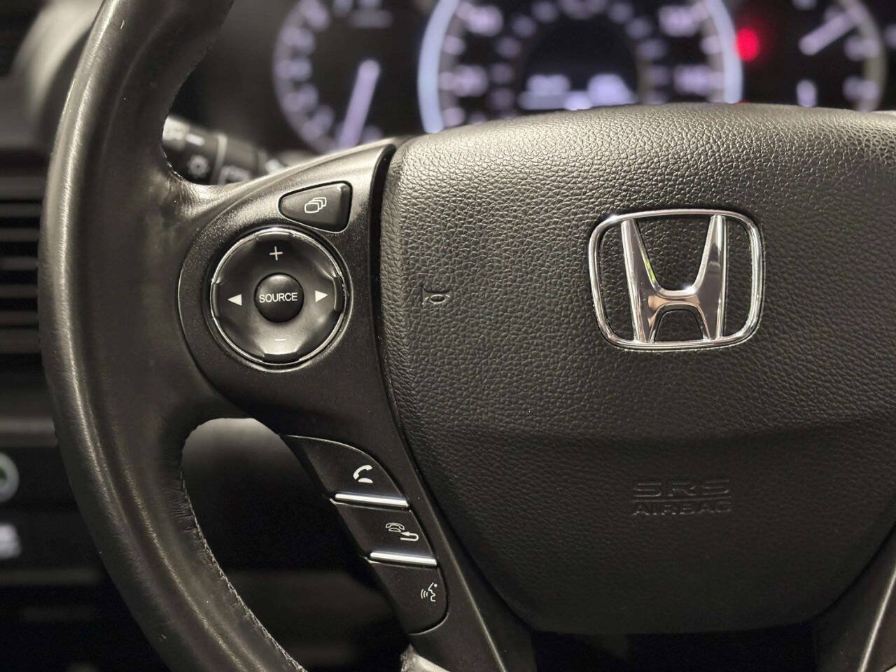 Used 2015 Honda Accord EX-L image 35