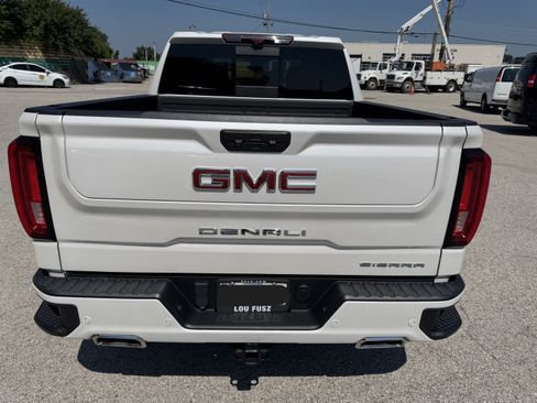 Used 2023 GMC Sierra 1500 Denali w/ Denali Reserve Package AWD/4WD image 6