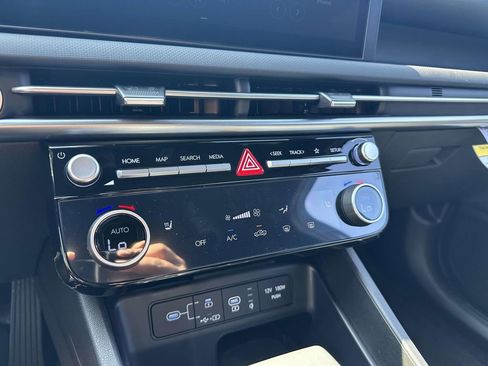 New 2025 Hyundai Santa Cruz XRT image 17