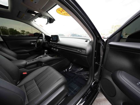 Certified 2025 Honda HR-V EX-L image 26