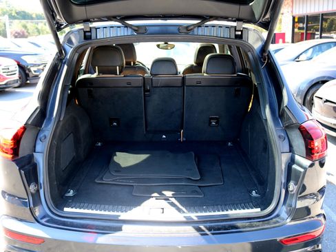 Used 2015 Porsche Cayenne S w/ Premium Package image 43