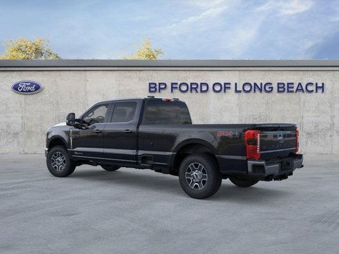 New 2026 Ford F350 Lariat w/ FX4 Off-Road Package image 4