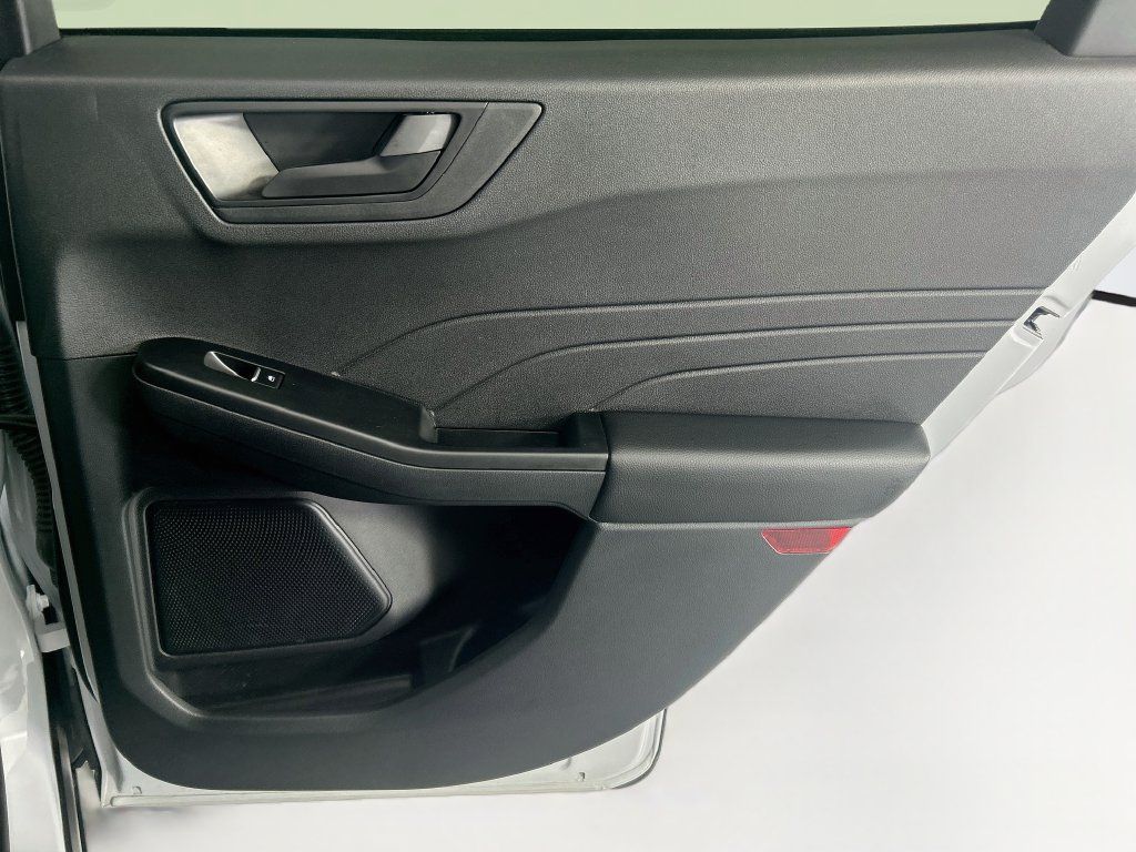 Used 2025 Ford Escape Active w/ Tech Pack #1 FWD image 26