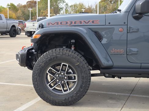New 2026 Jeep Gladiator Mojave image 5