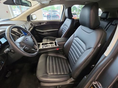 Used 2024 Ford Edge SEL w/ Convenience Package AWD/4WD image 17