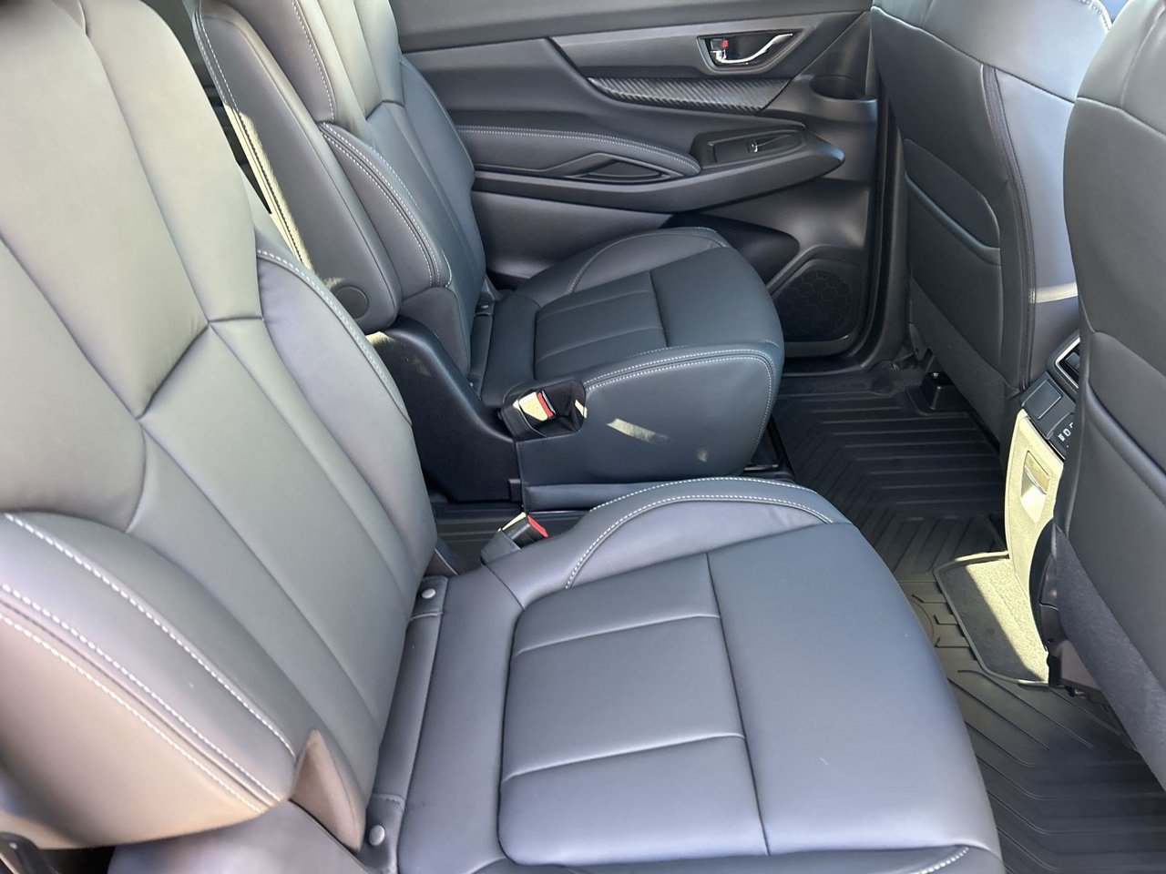 New 2026 Subaru Ascent Premium AWD/4WD image 9