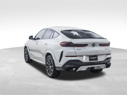 Used 2026 BMW X6 xDrive40i w/ Climate Comfort Package image 3
