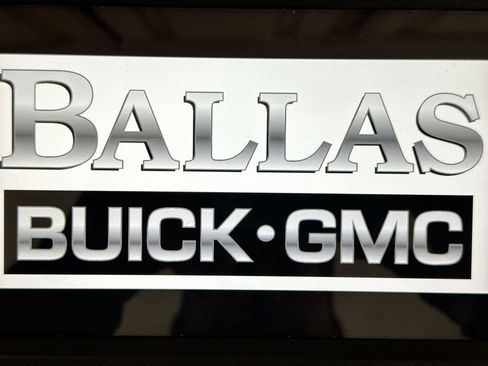 Certified 2023 GMC Canyon Denali w/ Denali Black Edition image 10