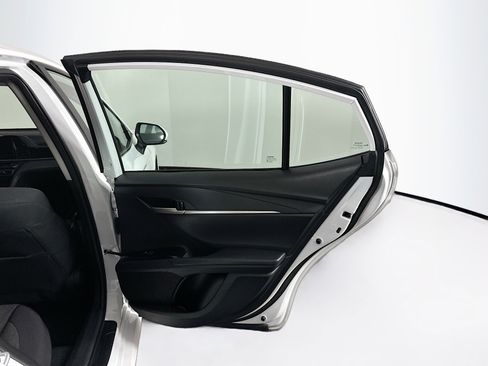 Used 2025 Toyota Camry LE image 30