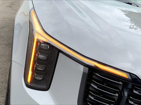 Used 2024 Kia Sorento SX Prestige w/ Olive Brown Leather Package image 31