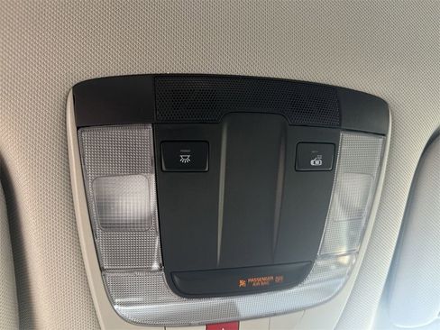 New 2025 Kia Sorento S image 39