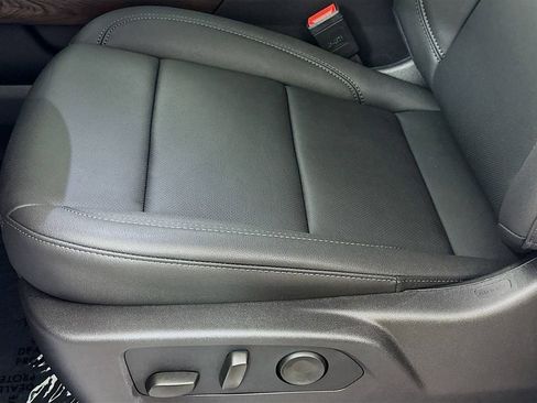 New 2026 GMC Sierra 1500 SLT w/ SLT Premium Plus Package image 19