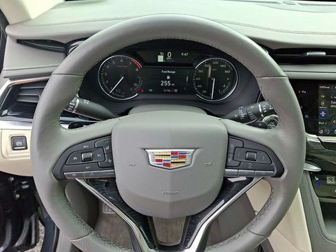 Used 2021 Cadillac XT6 Premium Luxury AWD/4WD image 20