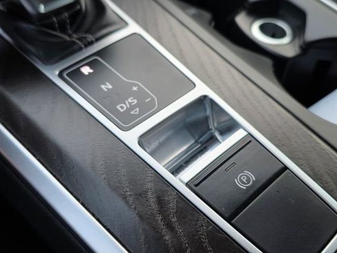 Used 2023 Audi A6 2.0T Premium image 32