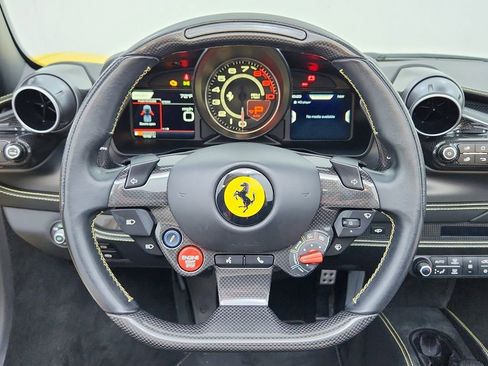 Used 2021 Ferrari F8 Tributo image 30