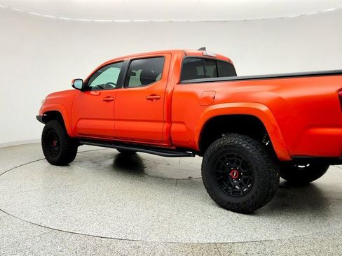 Used 2016 Toyota Tacoma TRD Sport w/ Towing Package AWD/4WD image 7