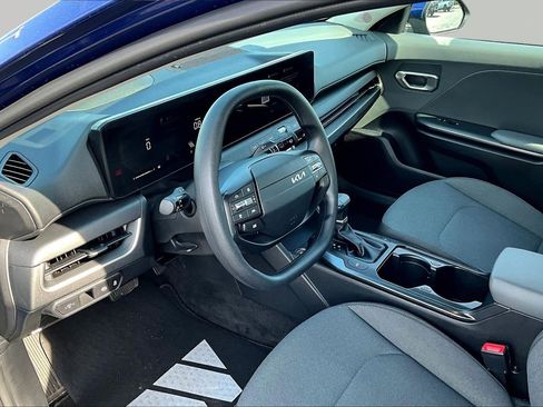 Used 2025 Kia K4 FWD image 17