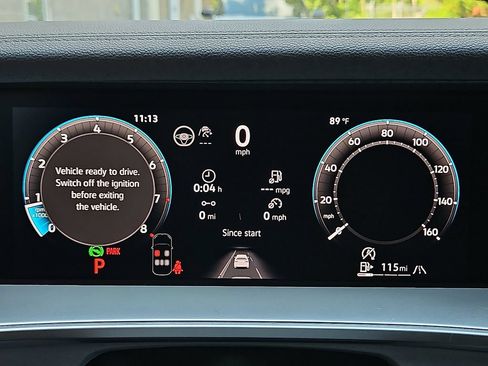 Used 2026 Volkswagen Tiguan SE R-Line AWD/4WD image 18